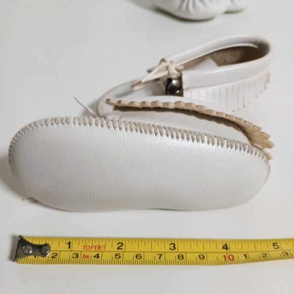 Vintage Baby White Leather Moccasin Shoes Bundle - Picture 4 of 7